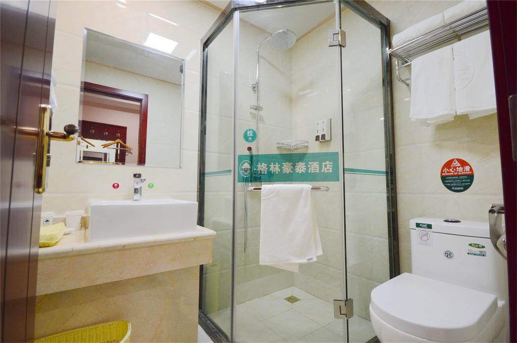 Greentree Inn Guangxi Yulin Jincheng Commercial Building Shell Hotel Εξωτερικό φωτογραφία